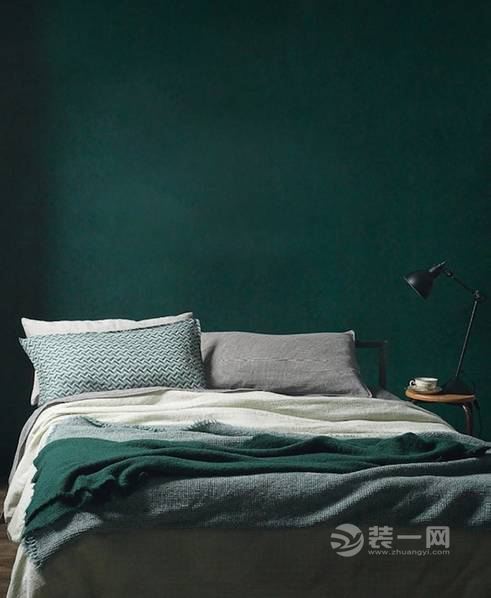 绿色墙面装饰潮流_墙面颜色设计_家装精美壁纸