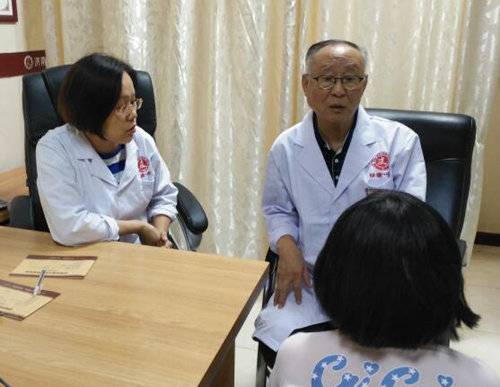 湿疹 根治_湿疹治疗源头_湿疹病因复杂 内因外因