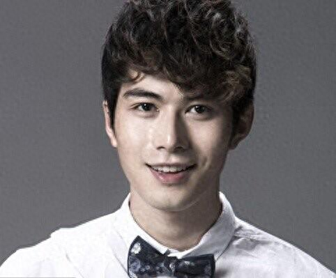 陈学冬 演艺生涯起伏_陈学冬照片_陈学冬 早年经历