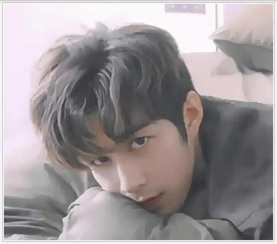 陈学冬照片_陈学冬多次手术康复进展_陈学冬车祸后遗症